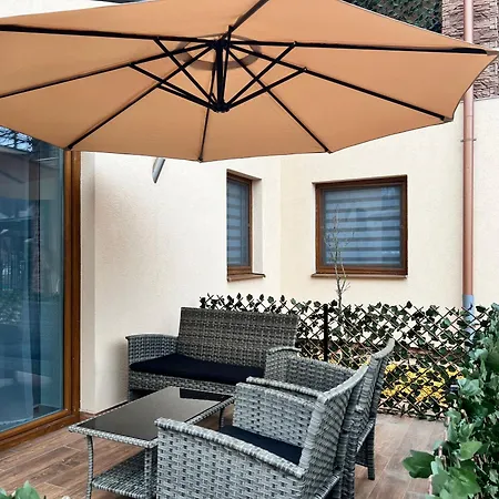 ゲストハウス Zafir Vendeghaz