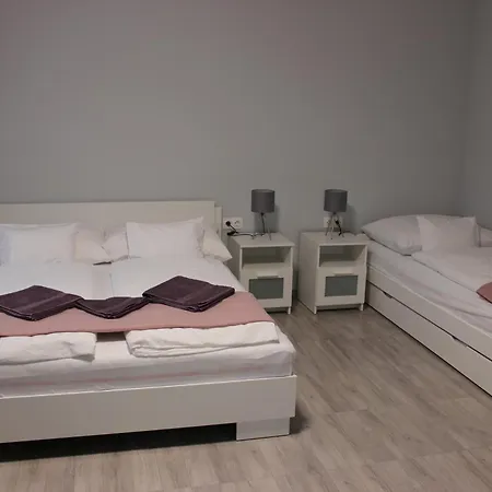 ゲストハウス Zafir Vendeghaz Szilvásvárad